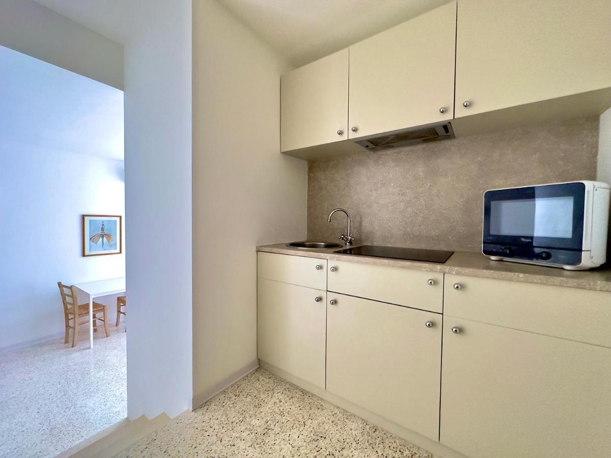 Minimal Apartment Navigli Milán Exterior foto